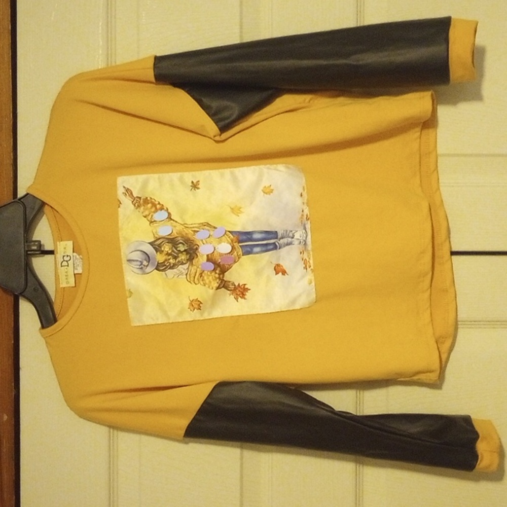 Dream Girl girls shirt gold and black